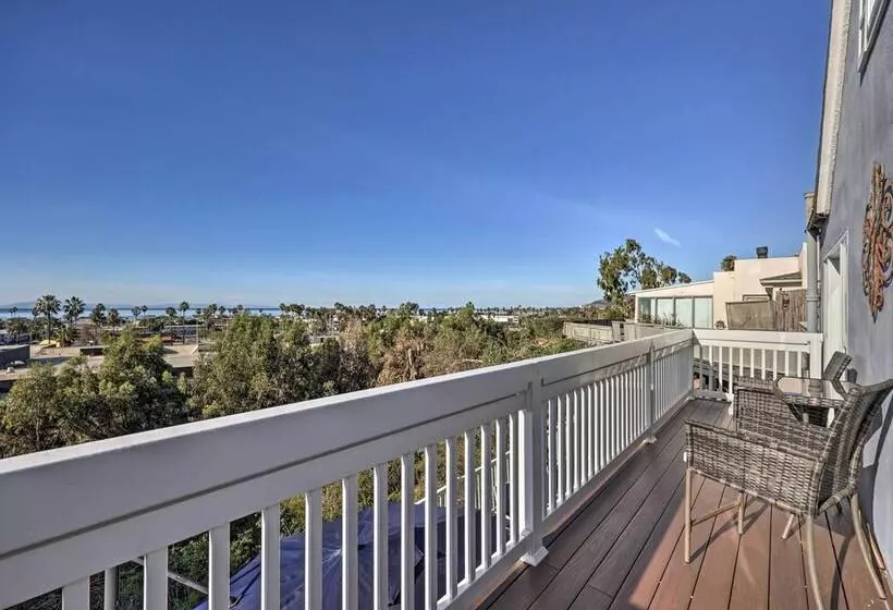 Picturesque Ventura Retreat: Steps To Shore!