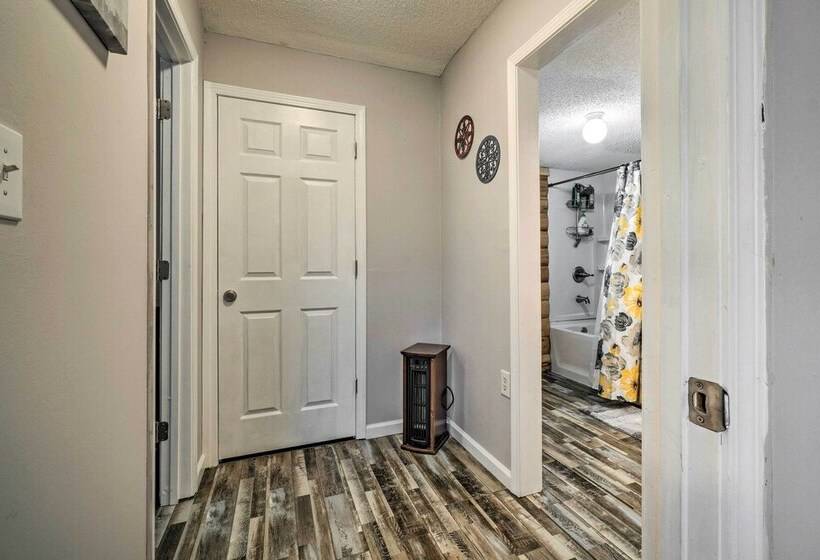 Pigeon Forge Cabin W/ Private Hot Tub & Gas Grill