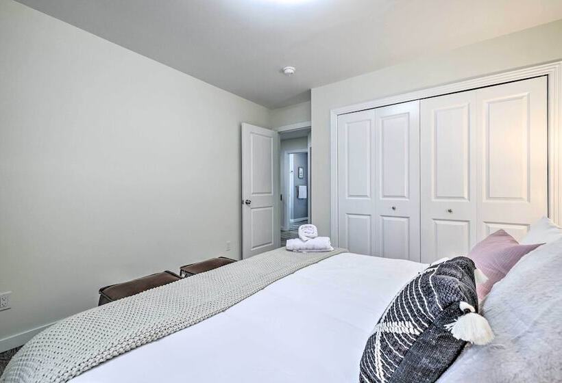 Pocono Summit Winter Escape W/ Game Room!