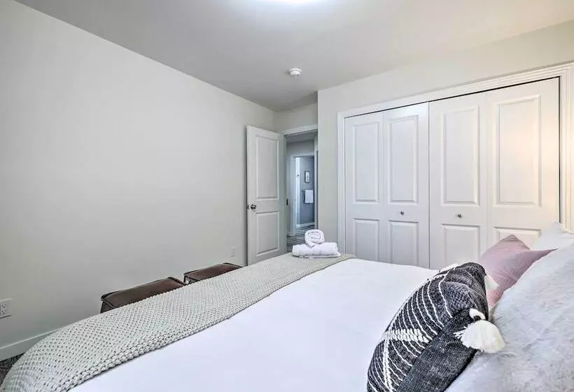 Pocono Summit Winter Escape W/ Game Room!