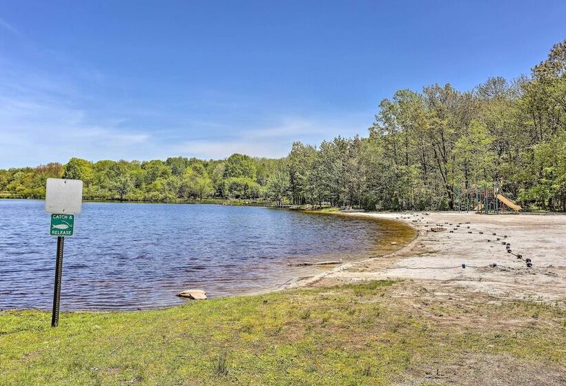 Pocono Summit Winter Escape W/ Game Room!