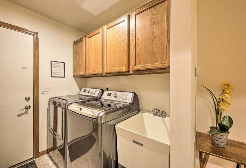 Rock River Waterfront Cabin: Dock & Game Room!