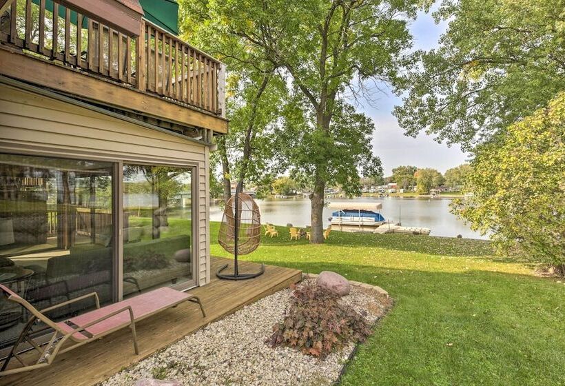 Rock River Waterfront Cabin: Dock & Game Room!