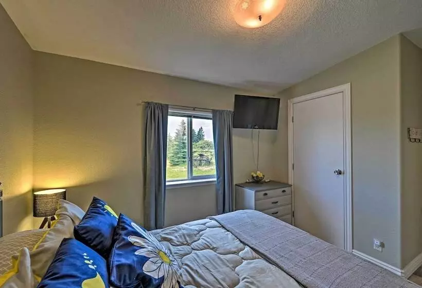Rural Rigby Family Home W/ Yard: Hike, Boat & Ski!