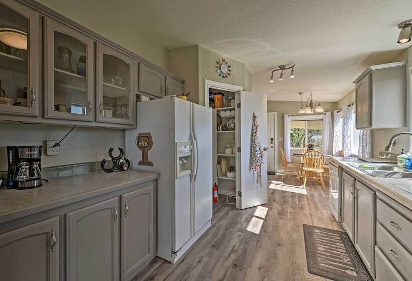 Rural Rigby Family Home W/ Yard: Hike, Boat & Ski!