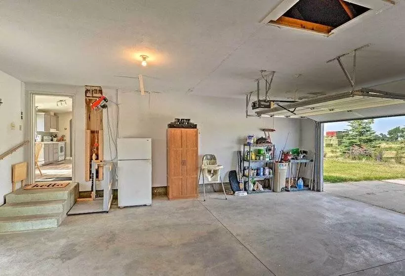 Rural Rigby Family Home W/ Yard: Hike, Boat & Ski!
