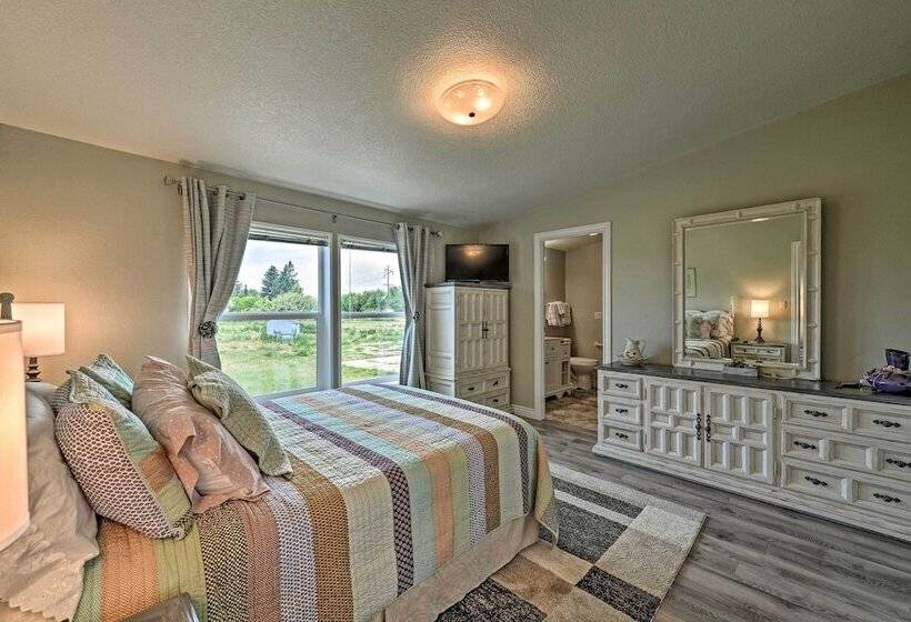 Rural Rigby Family Home W/ Yard: Hike, Boat & Ski!