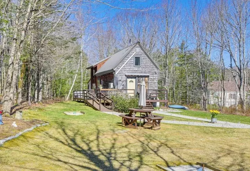 Rustic Searsport Cabin: Loft + Sunroom On 10 Acres