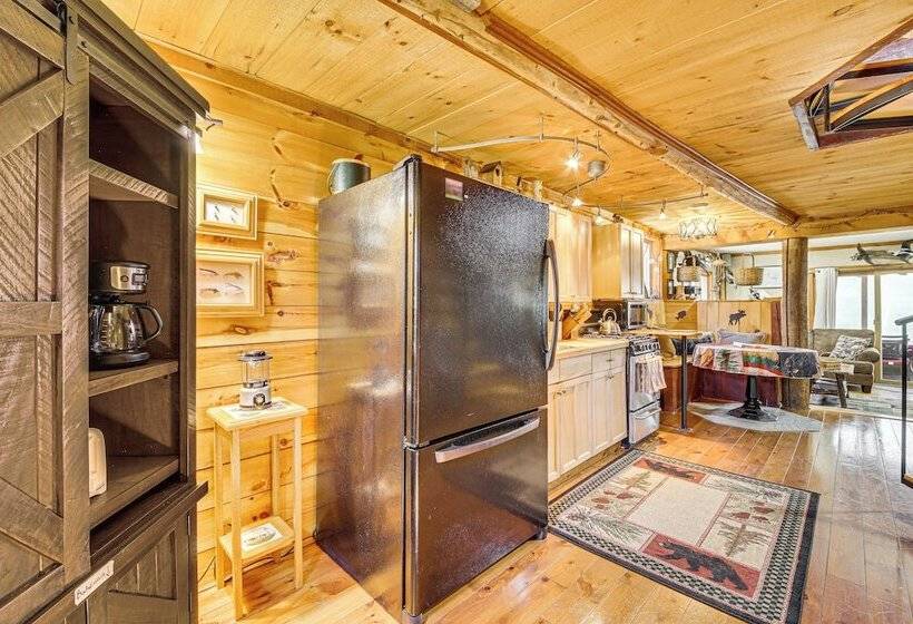 Rustic Searsport Cabin: Loft + Sunroom On 10 Acres