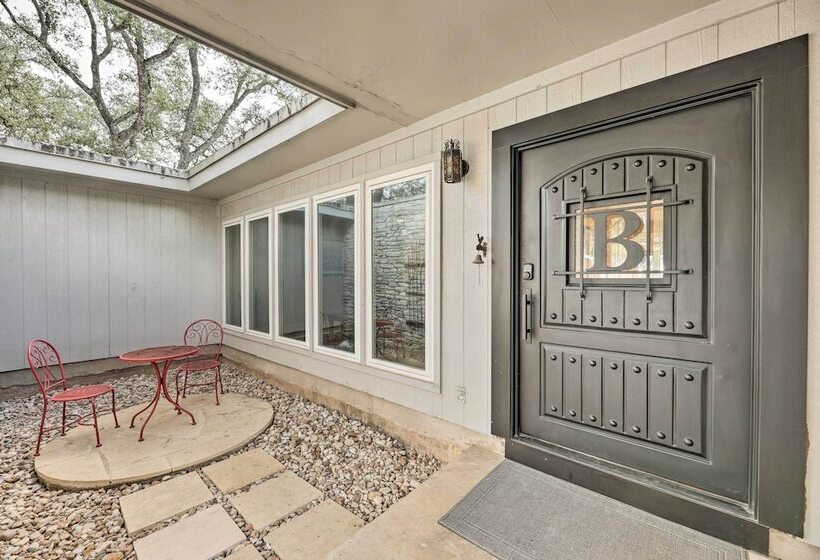 Scenic Austin Escape W/ Pool < 8 Mi To Dtwn!