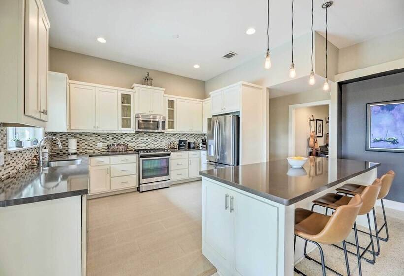 Scenic Austin Escape W/ Pool < 8 Mi To Dtwn!