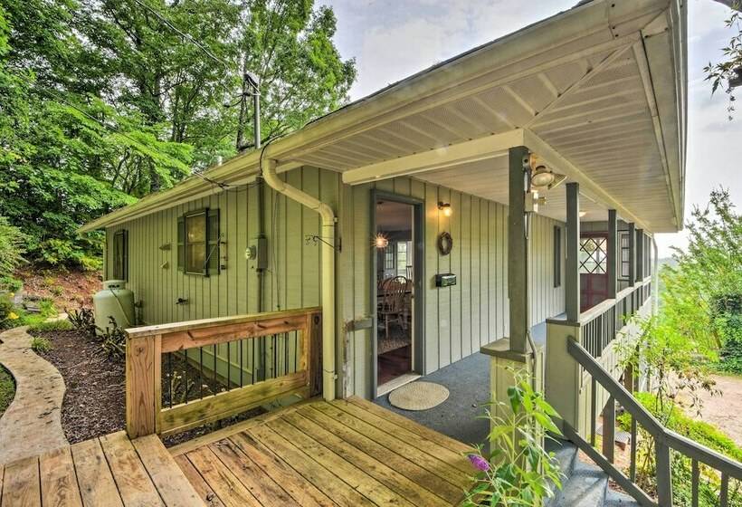 Smoky Mountain Home On 20 Acres W/ Patio, Views