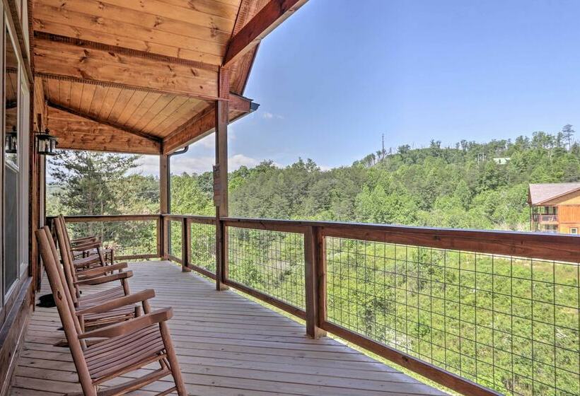 Smoky Mtn Peaceful Paradise W/ Indoor Pool!