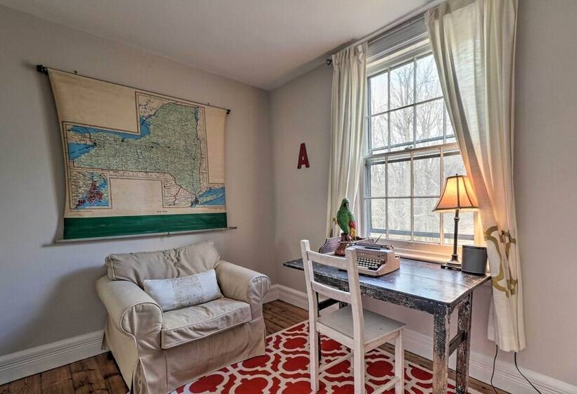 Spacious Stone Ridge Family Home: 6 Private Acres!