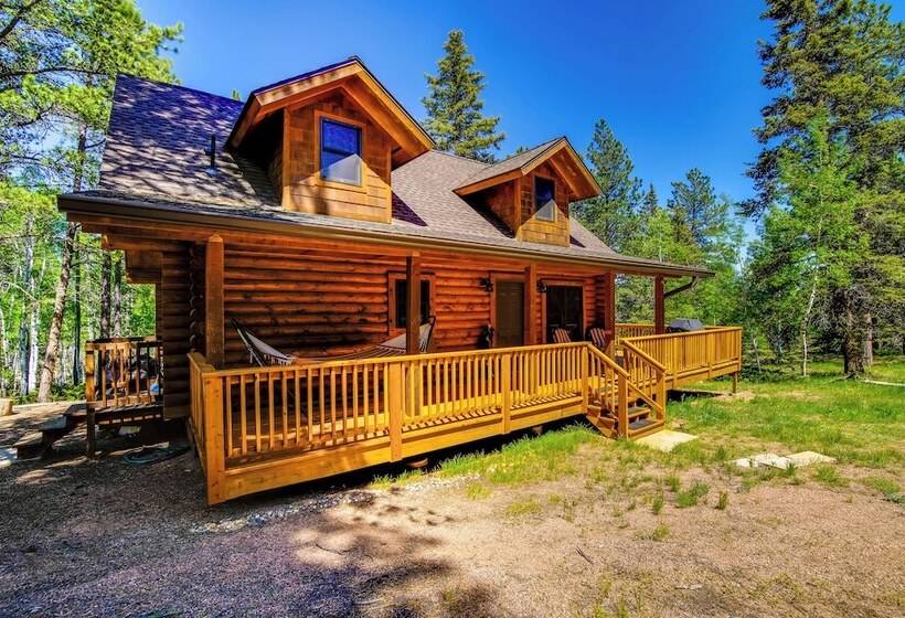 Sunny Forest Cabin W/ Views Of Pikes Peak Mtn!