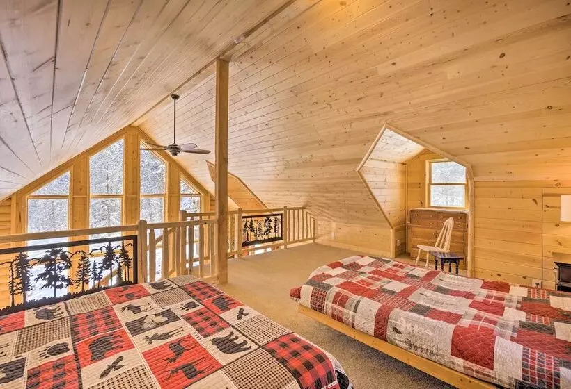 Sunny Forest Cabin W/ Views Of Pikes Peak Mtn!