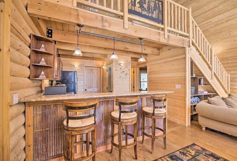 Sunny Forest Cabin W/ Views Of Pikes Peak Mtn!