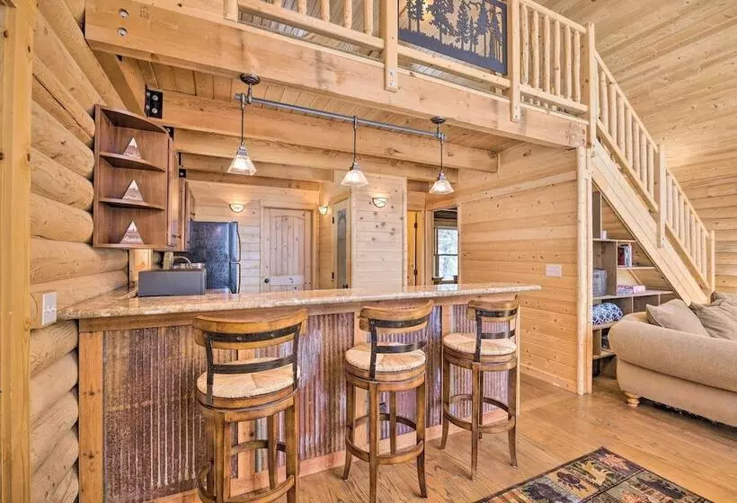 Sunny Forest Cabin W/ Views Of Pikes Peak Mtn!