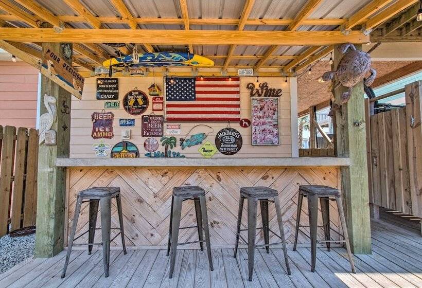 Surf City Escape W/ 6 Decks: Steps To Beach