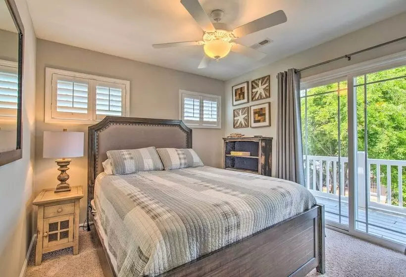 Surf City Escape W/ 6 Decks: Steps To Beach