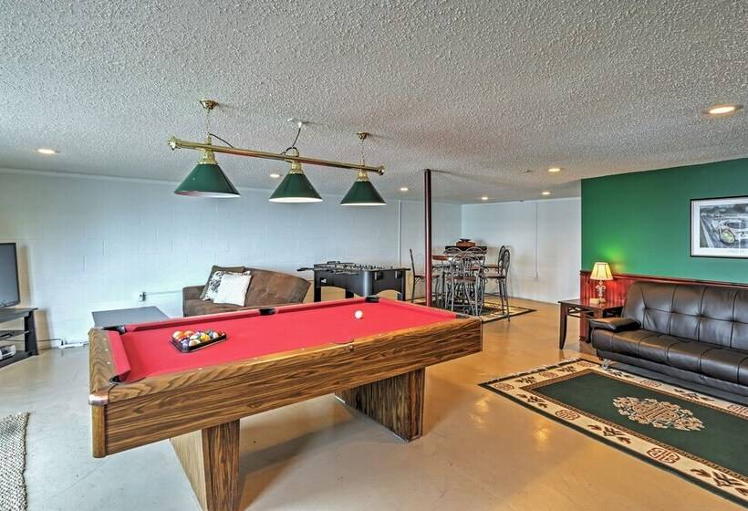 Waterfront Seneca Lake House: Fire Pit + Boat Dock