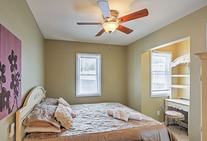 Waterfront Seneca Lake House: Fire Pit + Boat Dock