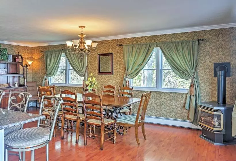 Waterfront Seneca Lake House: Fire Pit + Boat Dock