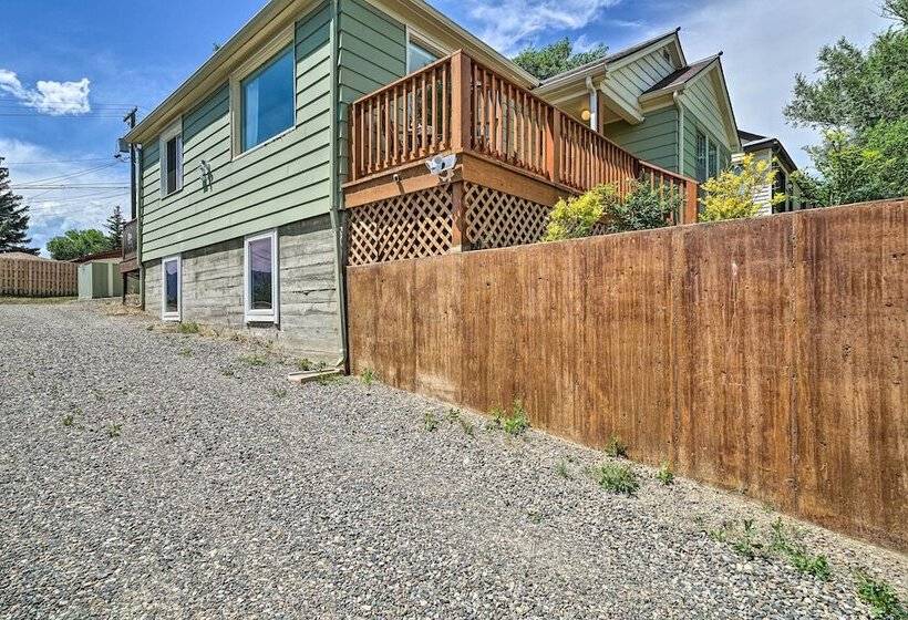 Yellowstone Country Family Home W/ View & Hot Tub