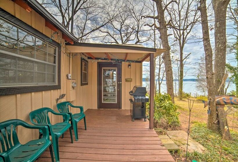Authentic Retreat W/ Private Dock On Coosa River!