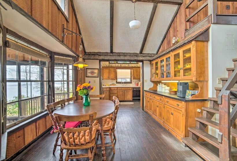 Authentic Retreat W/ Private Dock On Coosa River!