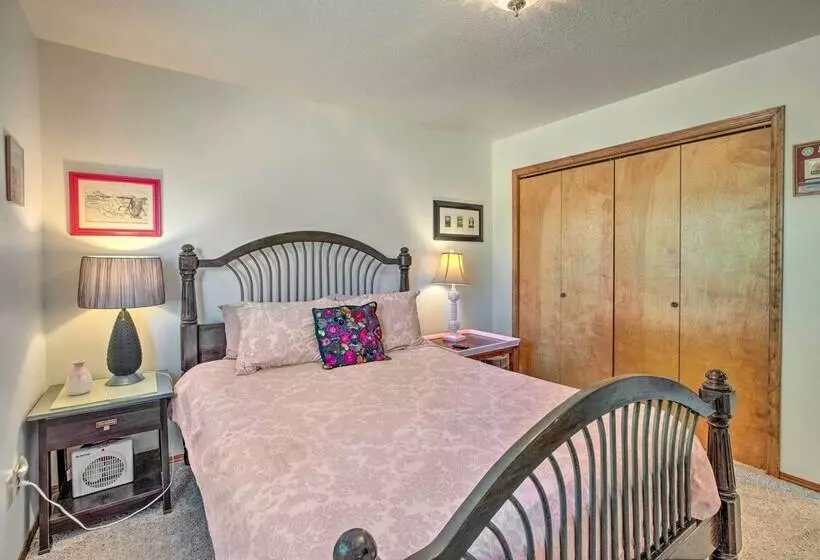 Bay City Home W/ Gorgeous Bay Views From Deck