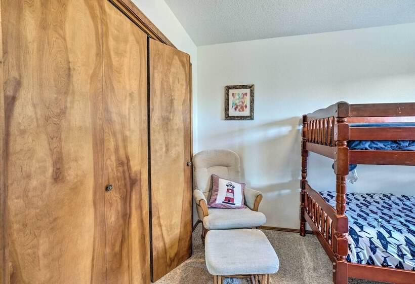 Bay City Home W/ Gorgeous Bay Views From Deck