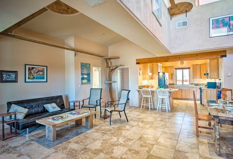 Borrego Springs Home W/ Desert & Mountain Views!