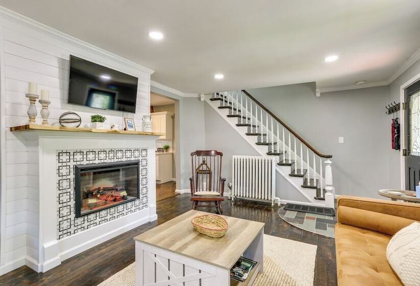 Bright Cornwall On Hudson Vacation Rental!