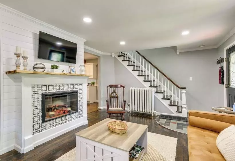 Bright Cornwall On Hudson Vacation Rental!