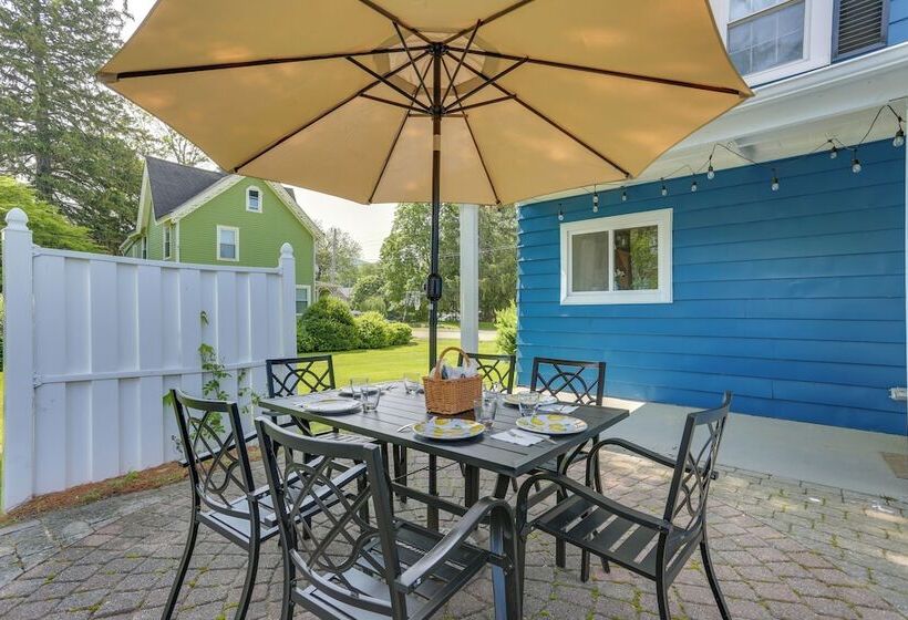 Bright Cornwall On Hudson Vacation Rental!