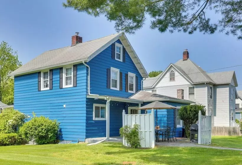 Bright Cornwall On Hudson Vacation Rental!