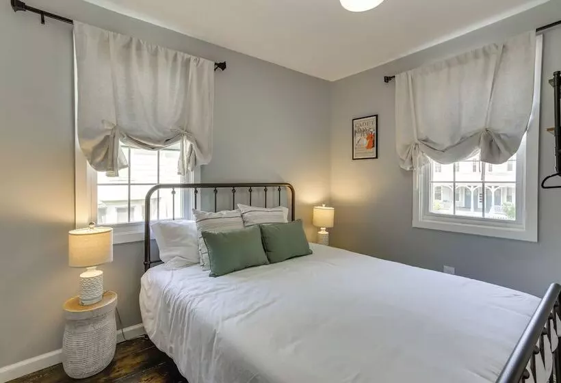 Bright Cornwall On Hudson Vacation Rental!