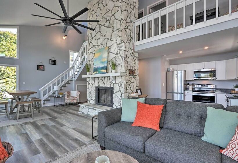 Private Boat Dock & Deck: Lakefront Home!