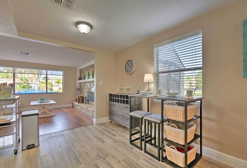 Canalfront Home W/ Dock & Access To Gulf Of Mexico