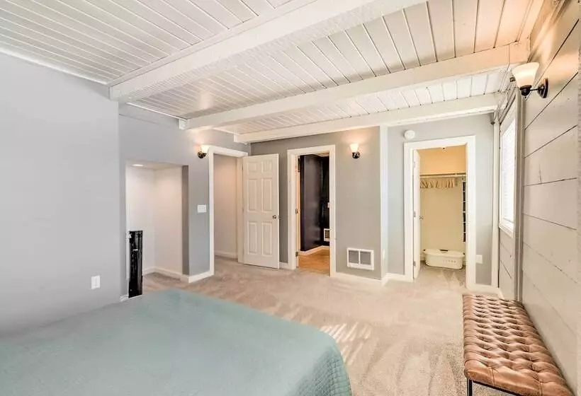 Centrally Located Pinedale Vacation Rental!