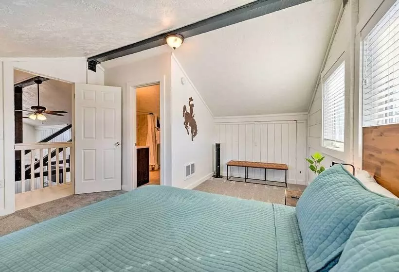 Centrally Located Pinedale Vacation Rental!