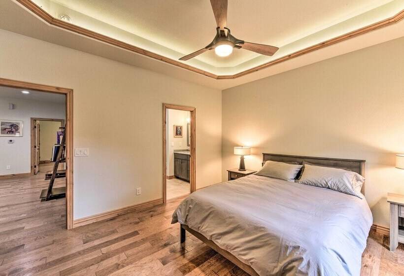 Charming Buena Vista Home ~ 1 Block To Main Street