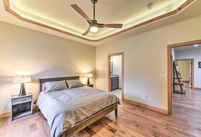 Charming Buena Vista Home ~ 1 Block To Main Street