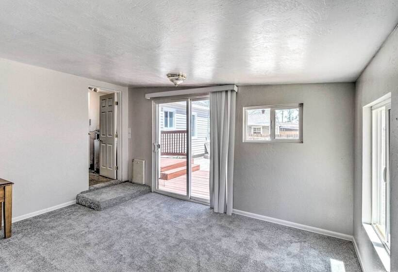 Reno Home W/ Deck: 1 Mi To Riverwalk District!