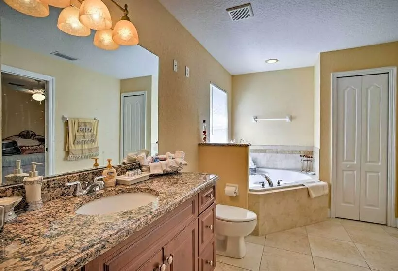 Spacious Port St Lucie Home Near Pga Village!