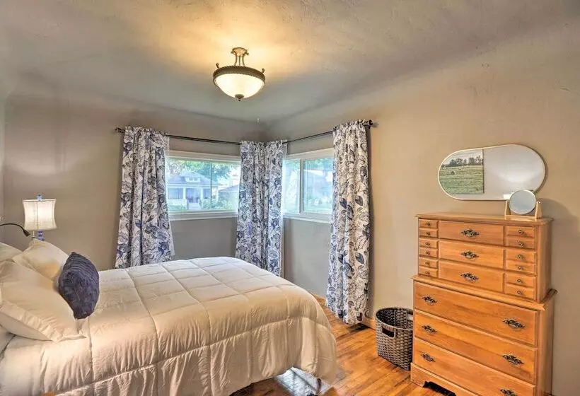 Comfy & Cozy Kalispell Home: Walk To Downtown