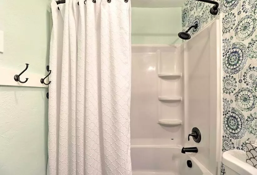 Comfy & Cozy Kalispell Home: Walk To Downtown