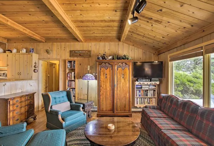 Cozy Baileys Harbor Cottage On Lake Michigan!
