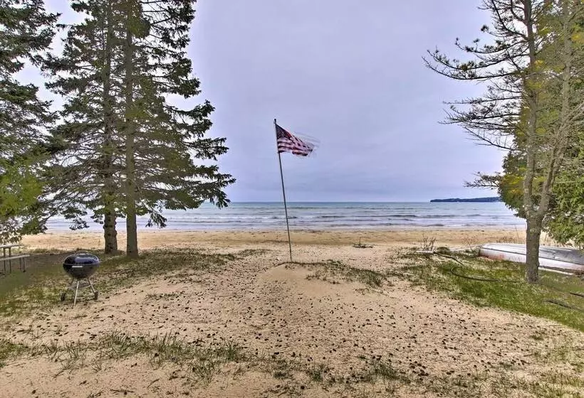 Cozy Baileys Harbor Cottage On Lake Michigan!